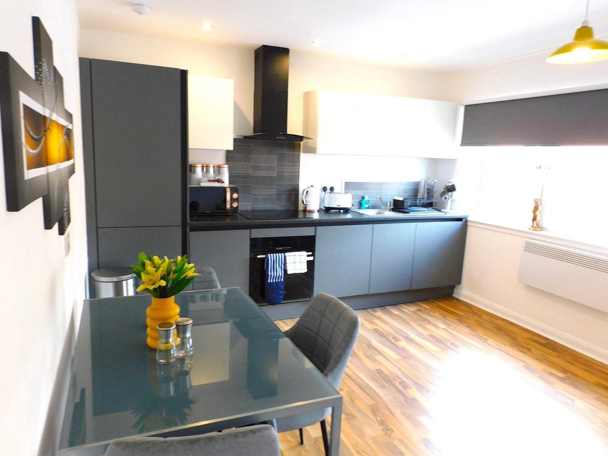Newly Refurbished 1 Bed Apt In Hamilton Close To Station And Local Amenities Exterior foto