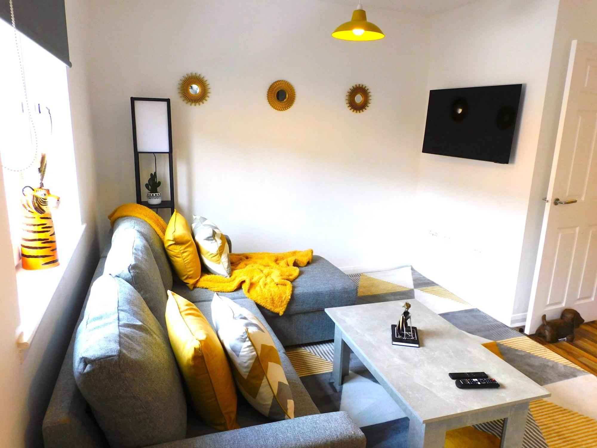 Newly Refurbished 1 Bed Apt In Hamilton Close To Station And Local Amenities Exterior foto