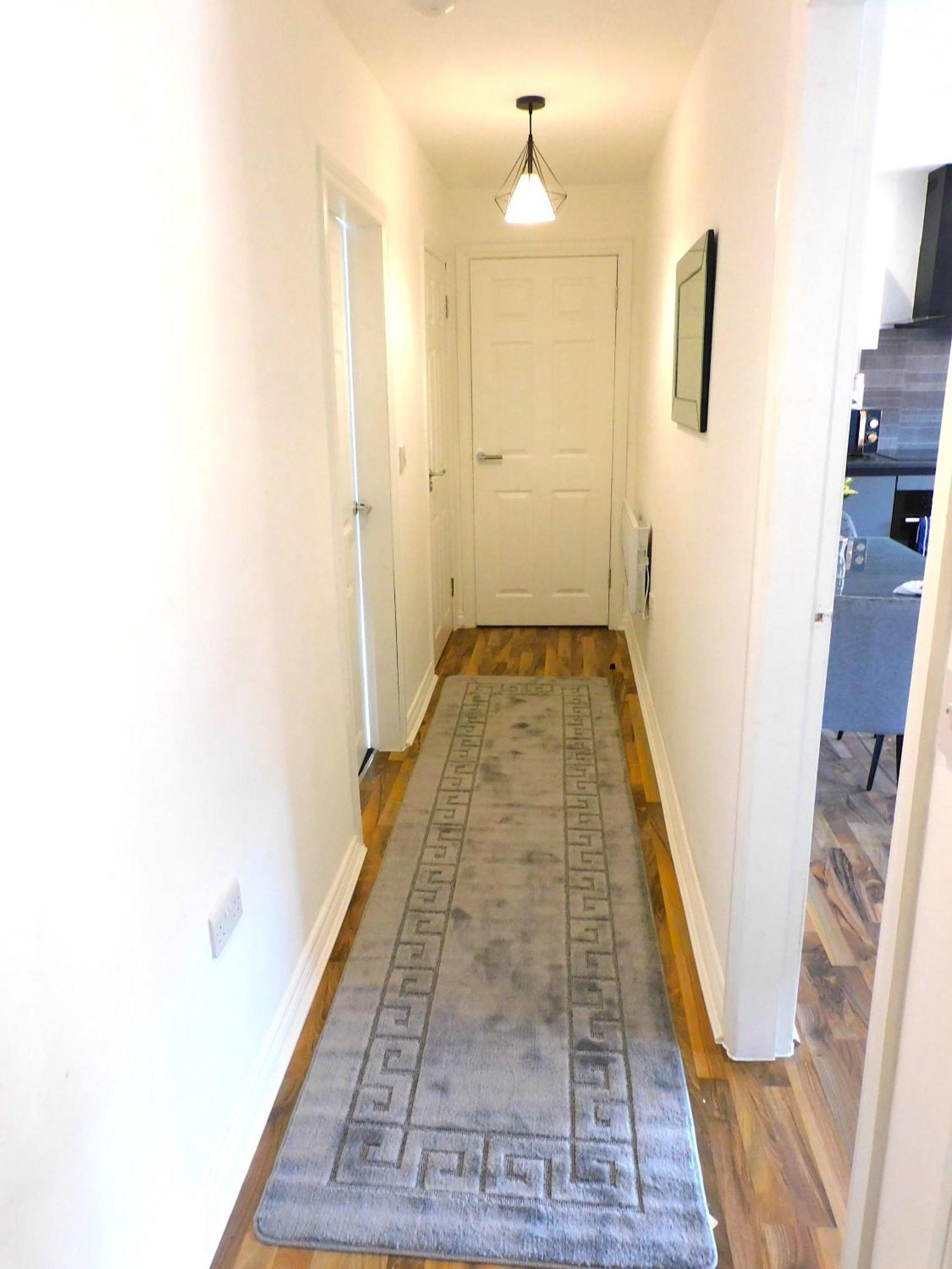 Newly Refurbished 1 Bed Apt In Hamilton Close To Station And Local Amenities Exterior foto